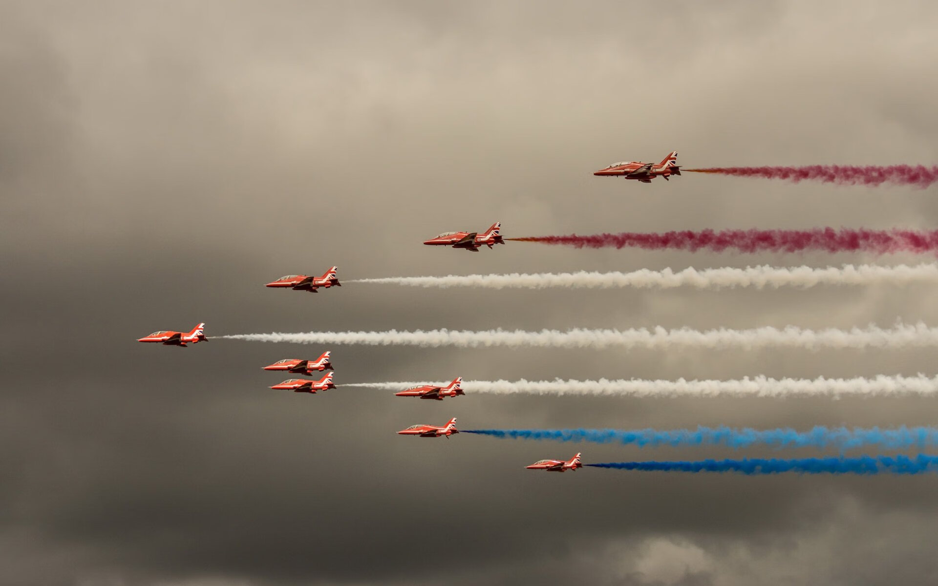 蓝色幽灵鏖战红色帝国,佩雷兹于乱局中写下新传奇