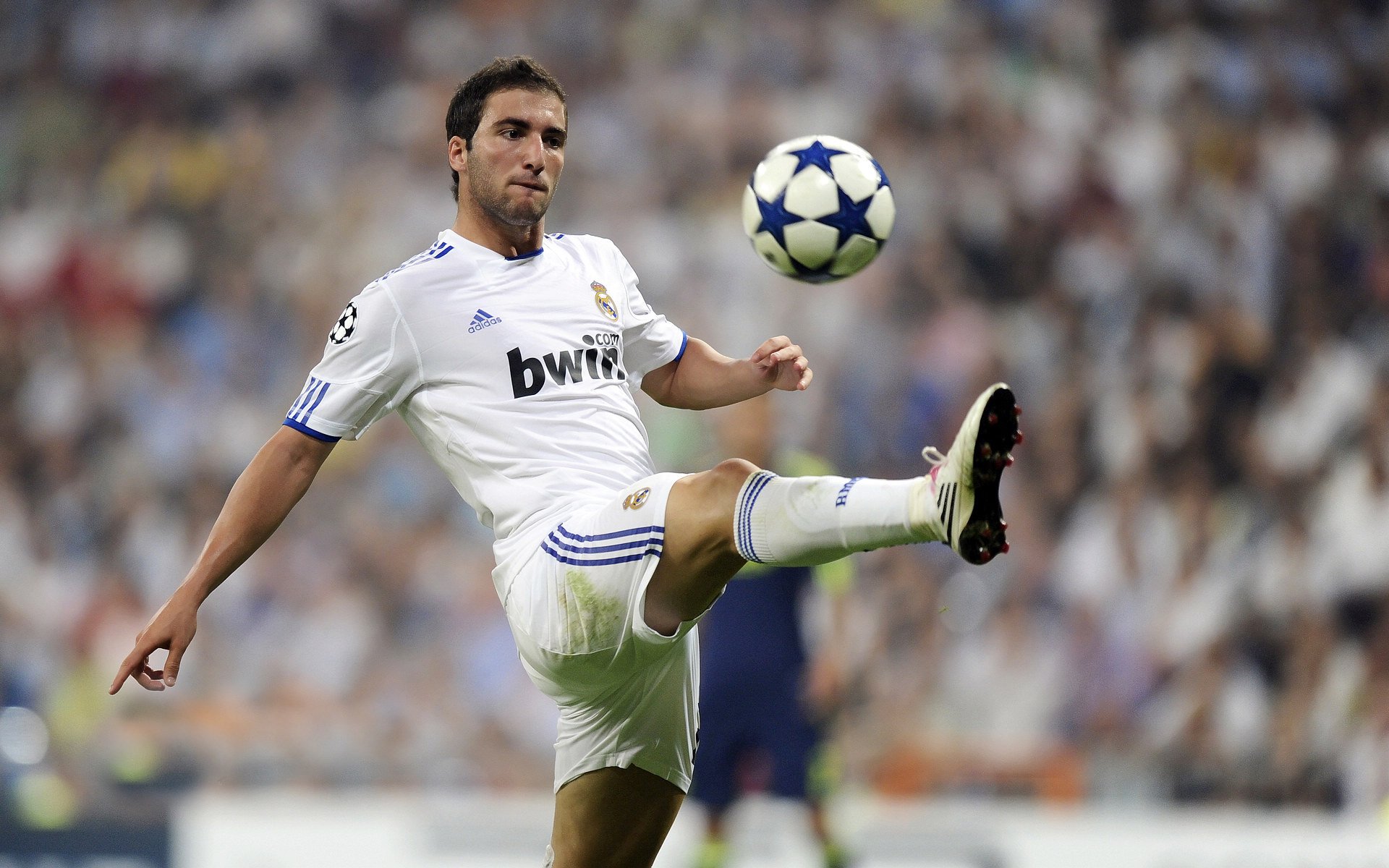 地缘足球启示录，哈兰德式爆发，摩洛哥式沉稳，与中国足球的错位迷思